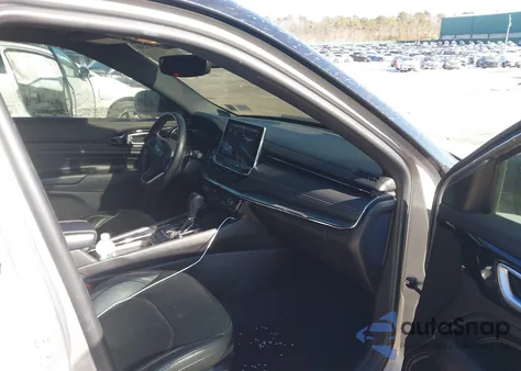 2022 Jeep Compass High Altitude 4X4 z USA, uszkodzony, nr VIN 3C4NJDCB2NT140486